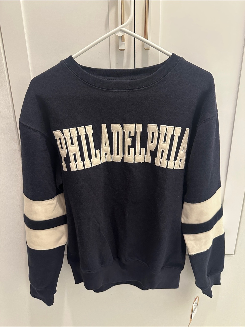 Philadelphia Appliqué Crewneck Sweatshirt - Black/Cream